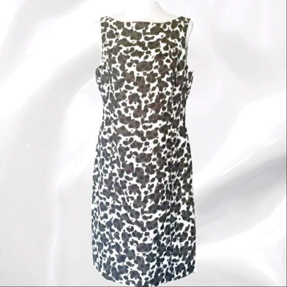 Ann Taylor Dresses & Skirts - Ann Taylor classic sheath dress size 10